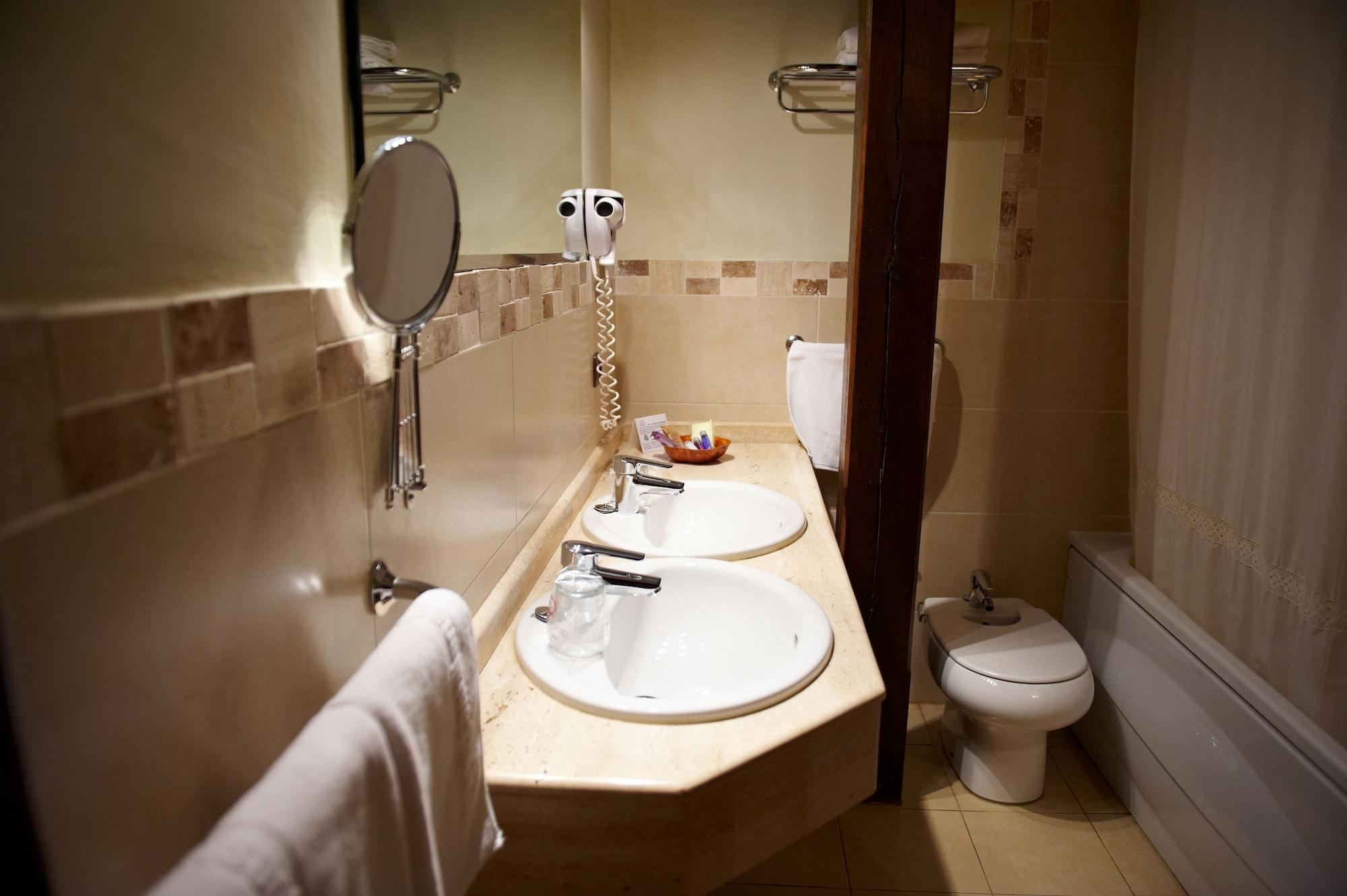 La Casona De Revolgo Hotel Сантилана дел Мар Екстериор снимка