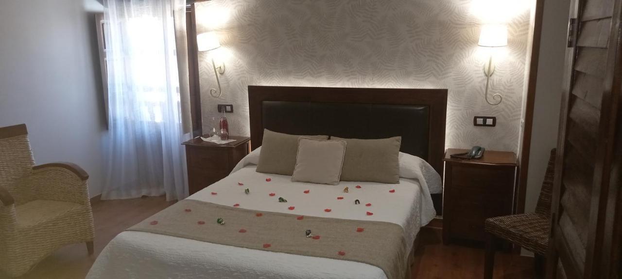 La Casona De Revolgo Hotel Сантилана дел Мар Екстериор снимка