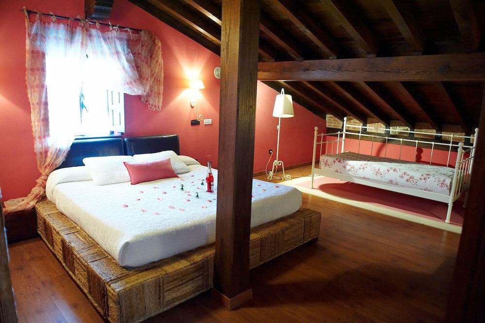 La Casona De Revolgo Hotel Сантилана дел Мар Екстериор снимка