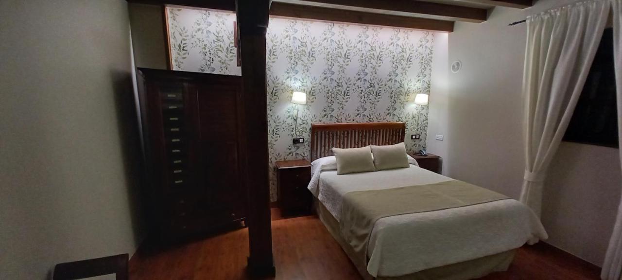 La Casona De Revolgo Hotel Сантилана дел Мар Екстериор снимка