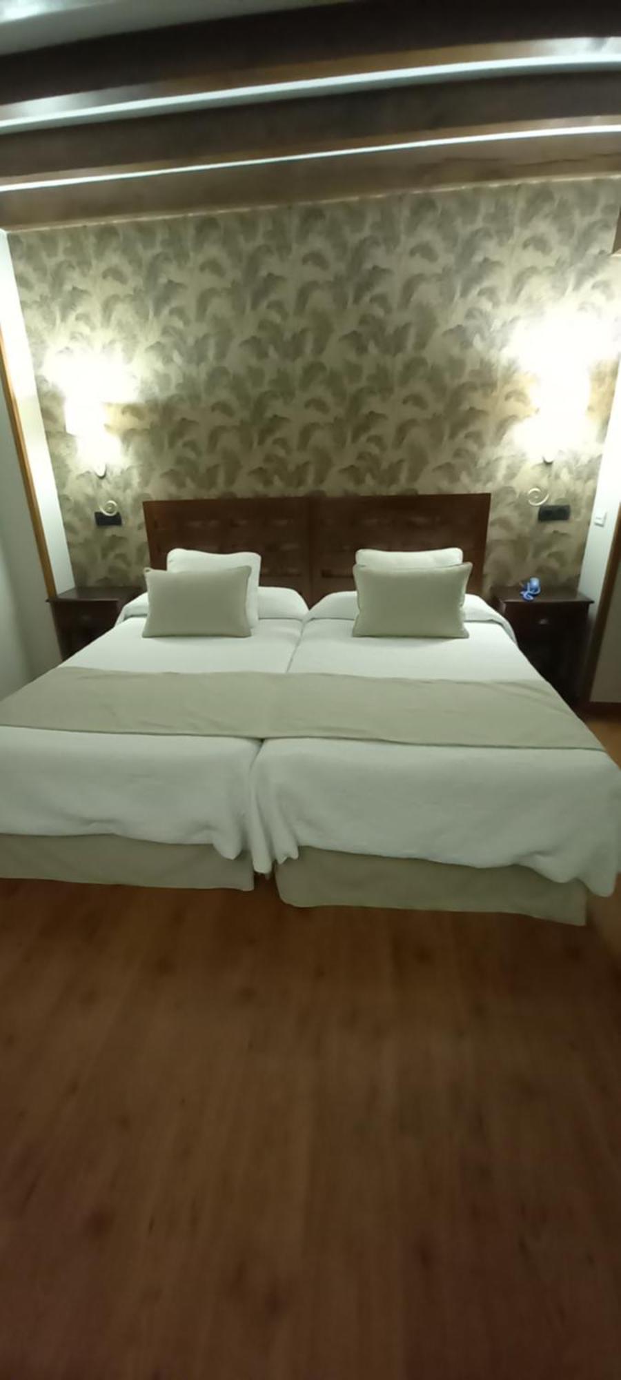 La Casona De Revolgo Hotel Сантилана дел Мар Екстериор снимка