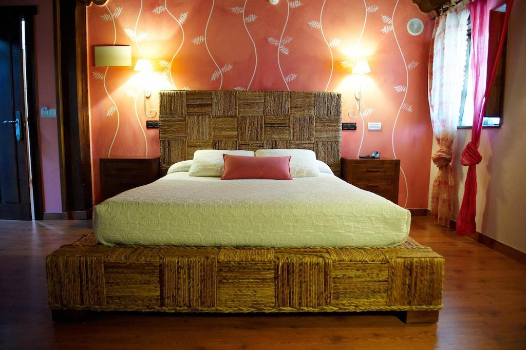 La Casona De Revolgo Hotel Сантилана дел Мар Екстериор снимка